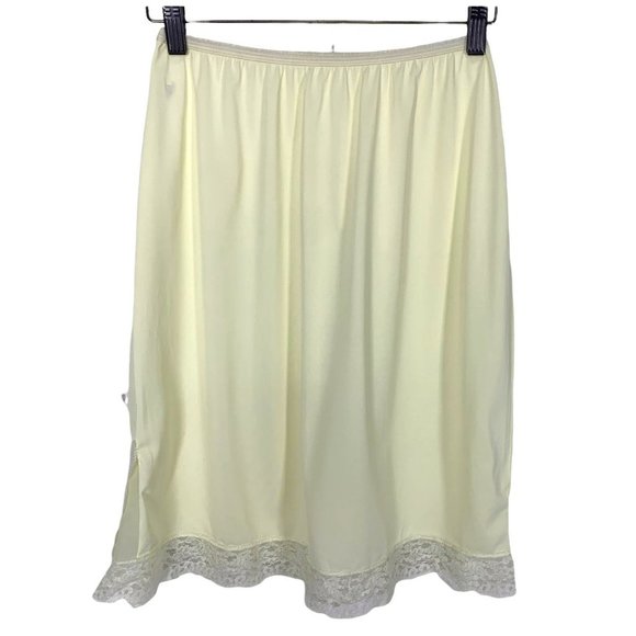 Vintage 60s Yellow Short Lace Antron Nylon Tricot Slip Small - Picture 2 of 7